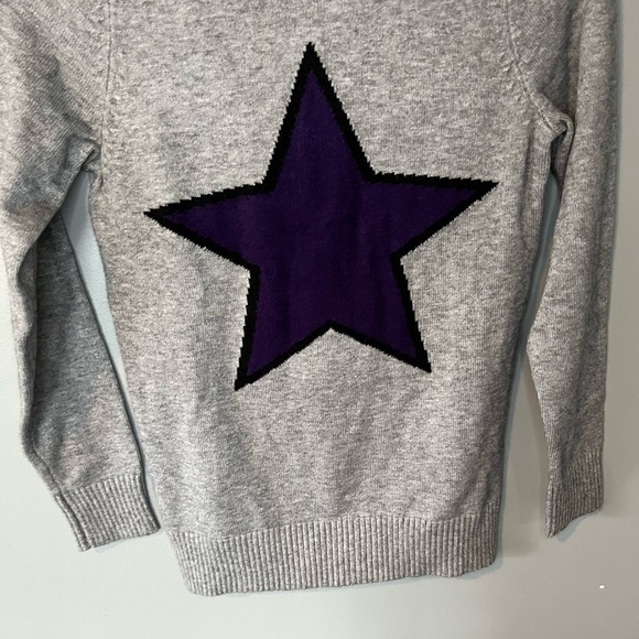 Gray Star Sweater - Women's Crew Neck - Picture 6 of 14